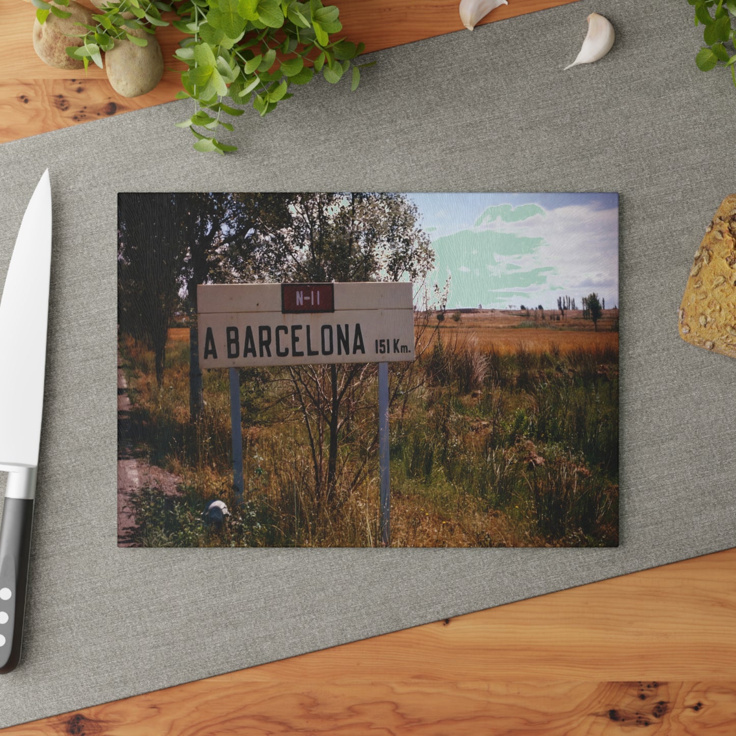 Barcelona 151Km - Glass Cutting Board